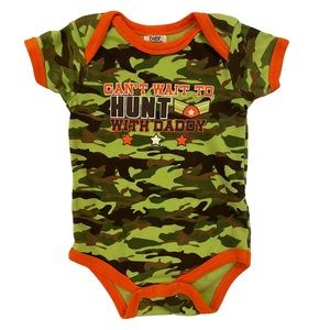 Camo Hunting Onesie sz 0-3 months.
